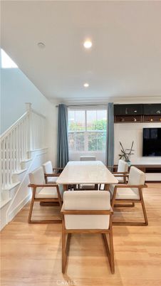 Dining room, Interior, Recessed Lighting, Wood Texture Flooring