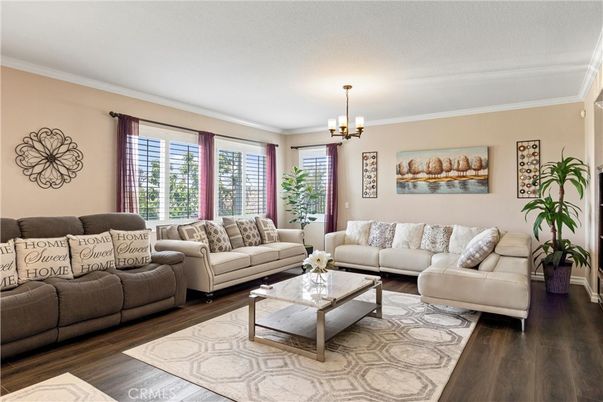 Chandelier, Interior, Living room, Pendant Lights, Wood Texture Flooring