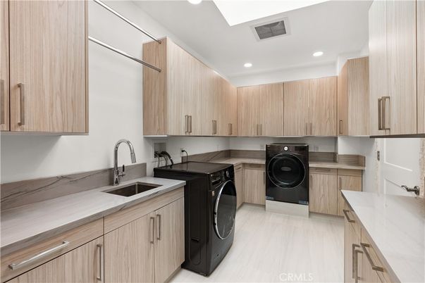 Interior, Recessed Lighting, Washer