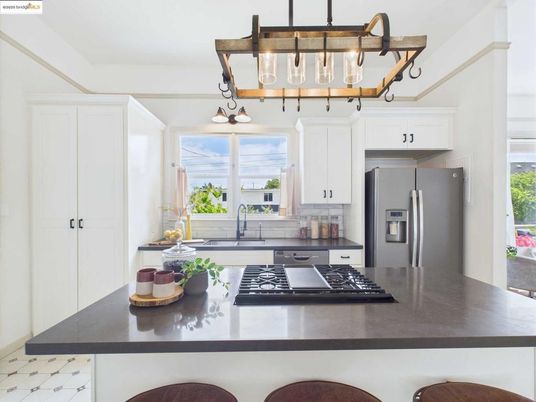 Interior, Kitchen, Pendant Lights, Stainless Steel Appliances