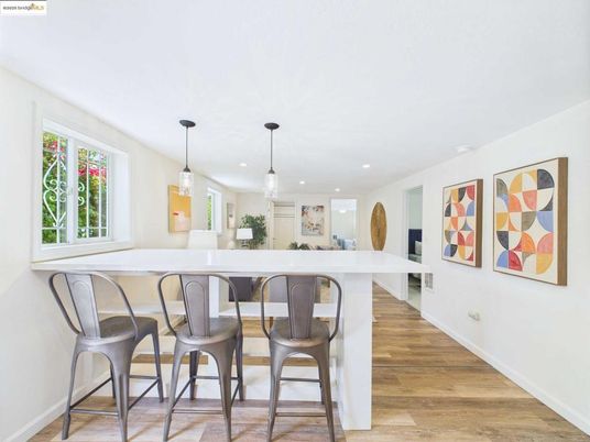 Interior, Pendant Lights, Recessed Lighting, Wood Texture Flooring