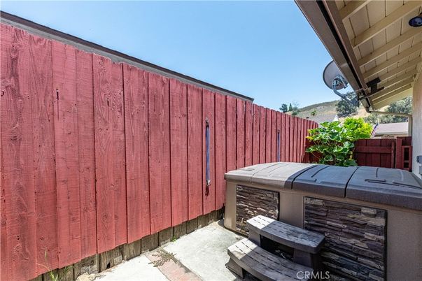 Exterior, Hot Tub