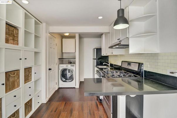 Interior, Kitchen, Pendant Lights, Recessed Lighting, Washer, Wood Texture Flooring