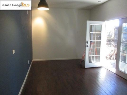 Empty room, Interior, Pendant Lights, Wood Texture Flooring
