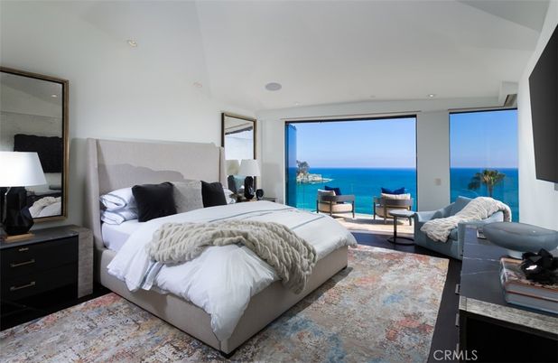 Bedroom, Interior, Recessed Lighting, Water