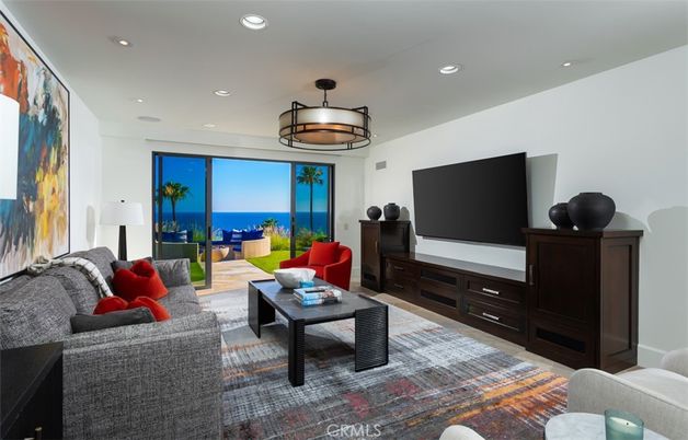Interior, Living room, Recessed Lighting, Water