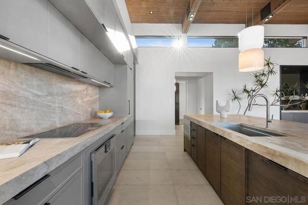 Interior, Kitchen, Pendant Lights, Wooden Beams, Wooden Ceilings