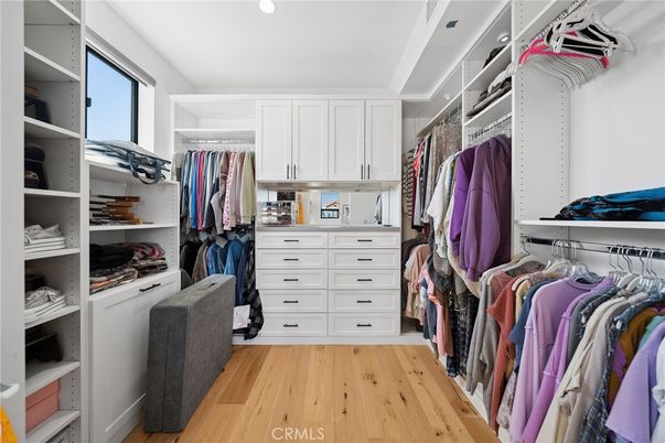 Interior, Recessed Lighting, Walk-in Closets, Wood Texture Flooring