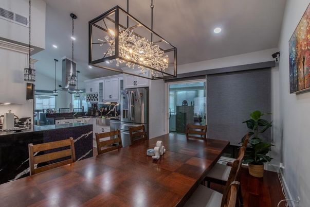 Dining room, Interior, Kitchen, Pendant Lights, Recessed Lighting, Stainless Steel Appliances