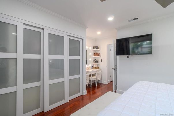 Bedroom, Interior, Recessed Lighting, Wood Texture Flooring