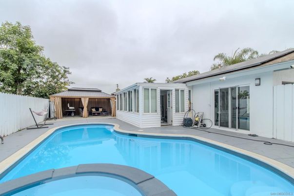 Exterior, Pool, Solar Panels