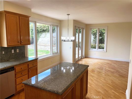 Chandelier, Interior, Kitchen, Wood Texture Flooring