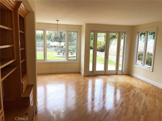 Empty room, Interior, Pendant Lights, Wood Texture Flooring