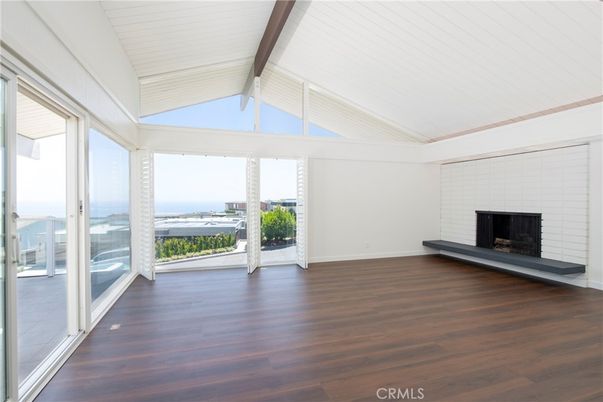 Empty room, Fireplace, Interior, Water, Wood Texture Flooring