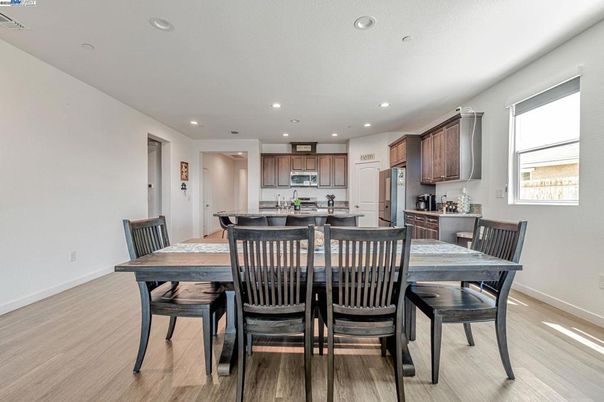 Dining room, Interior, Kitchen, Recessed Lighting, Wood Texture Flooring
