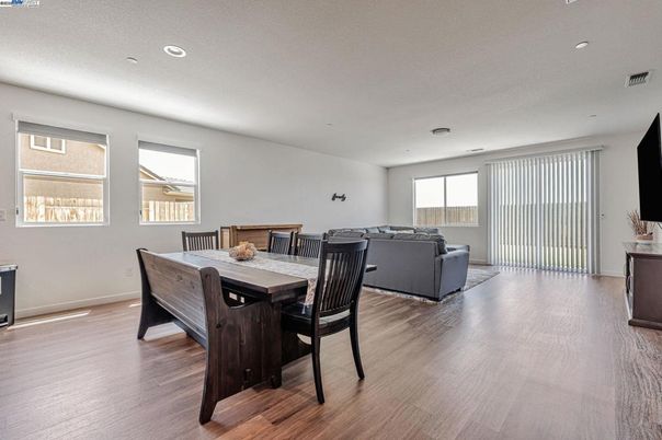 Dining room, Interior, Living room, Recessed Lighting, Wood Texture Flooring