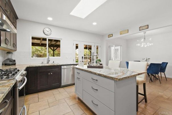 Dining room, Interior, Kitchen, Recessed Lighting, Stainless Steel Appliances