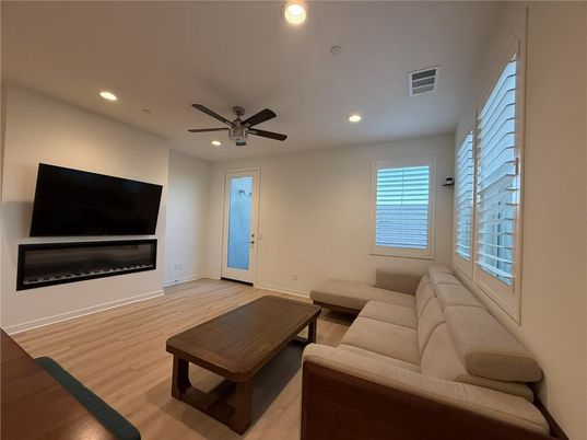 Interior, Living room, Recessed Lighting, Wood Texture Flooring