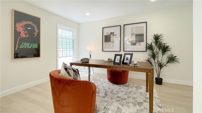 Home Office, Interior, Recessed Lighting, Wood Texture Flooring