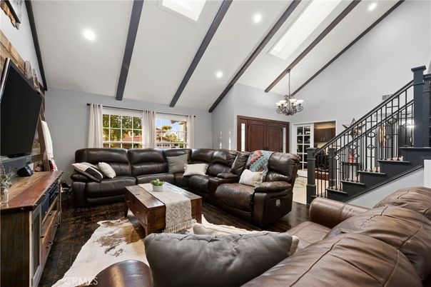 Chandelier, Interior, Living room, Recessed Lighting, Wood Texture Flooring