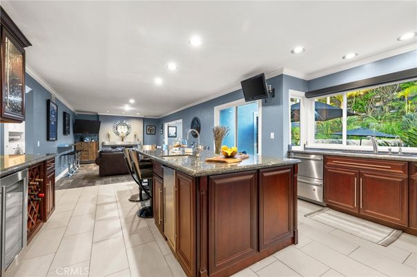Interior, Kitchen, Living room, Recessed Lighting, Stainless Steel Appliances