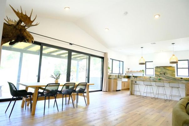 Dining room, Interior, Kitchen, Pendant Lights, Recessed Lighting, Wood Texture Flooring