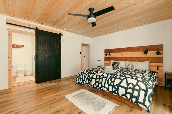 Bathroom, Bedroom, Interior, Wooden Ceilings, Wood Texture Flooring