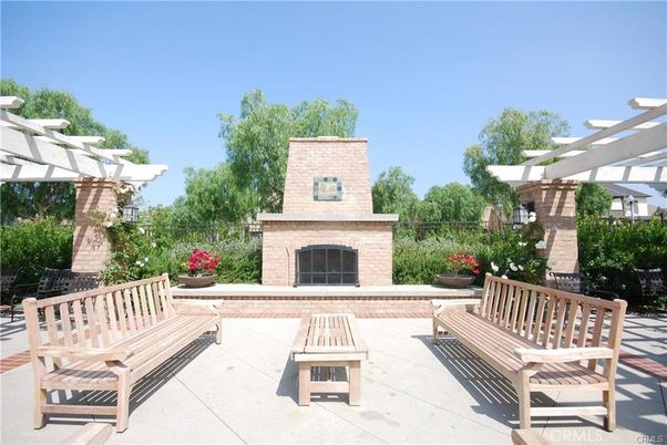 Exterior, Fireplace