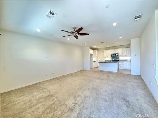 Empty room, Interior, Kitchen, Recessed Lighting