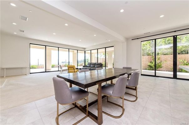 Dining room, Interior, Recessed Lighting