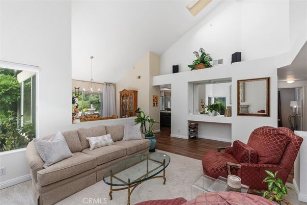 Interior, Living room, Pendant Lights, Wood Texture Flooring