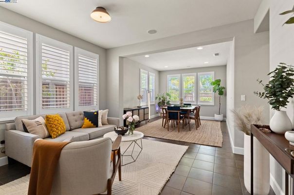 Dining room, Interior, Living room, Recessed Lighting