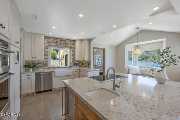 Interior, Kitchen, Pendant Lights, Recessed Lighting, Stainless Steel Appliances, Water
