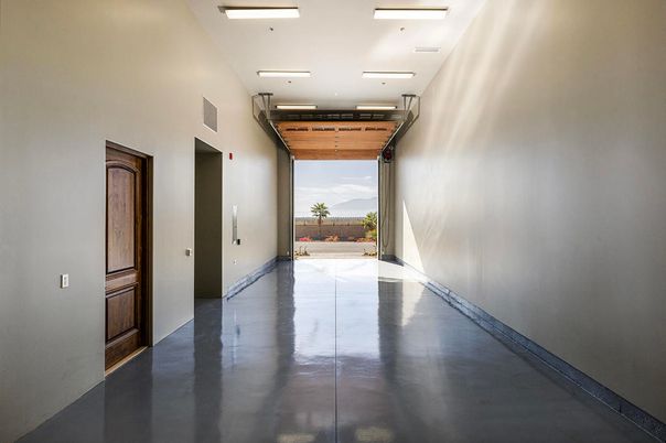 Garage, Interior