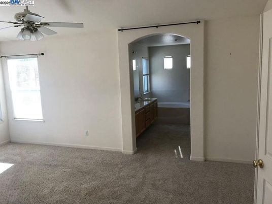 Bathroom, Empty room, Interior