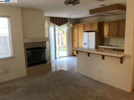 Fireplace, Interior, Kitchen, Pendant Lights