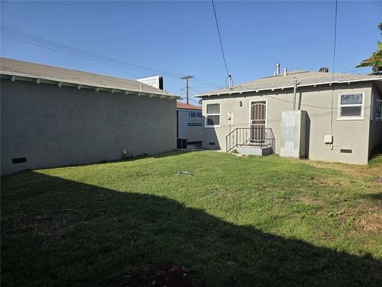 Backyard, Exterior