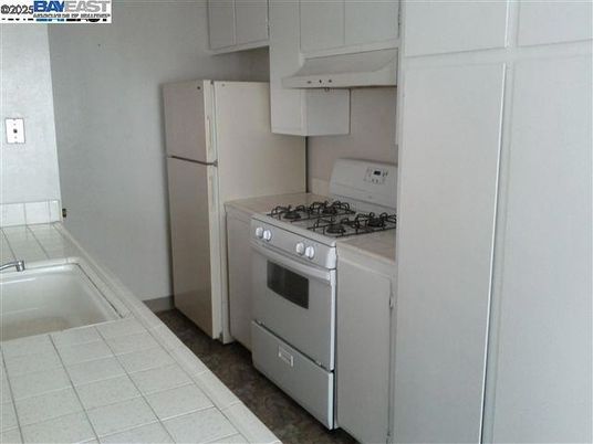 Interior, Kitchen, Tile Countertops