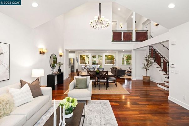 Chandelier, Dining room, Interior, Living room, Recessed Lighting, Wood Texture Flooring