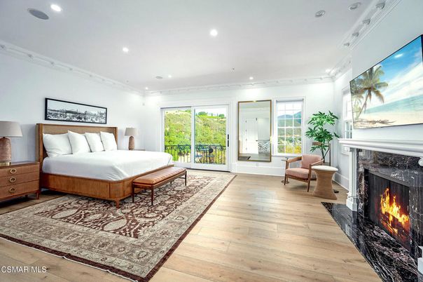 Bedroom, Fireplace, Interior, Recessed Lighting, Wood Texture Flooring