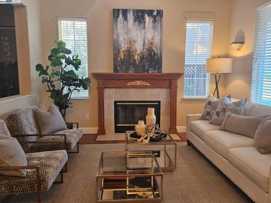 Fireplace, Interior, Living room