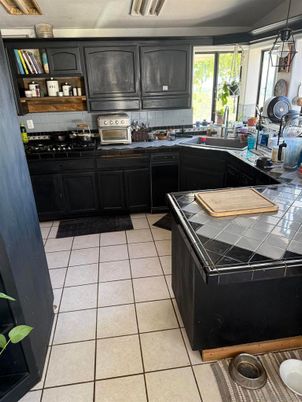 Interior, Kitchen, Tile Countertops