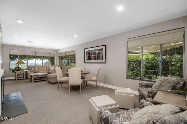 Dining room, Interior, Living room, Recessed Lighting