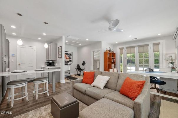 Interior, Kitchen, Living room, Pendant Lights, Recessed Lighting, Wood Texture Flooring