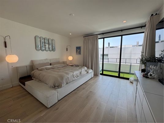 Bedroom, Interior, Pendant Lights, Recessed Lighting, Wood Texture Flooring