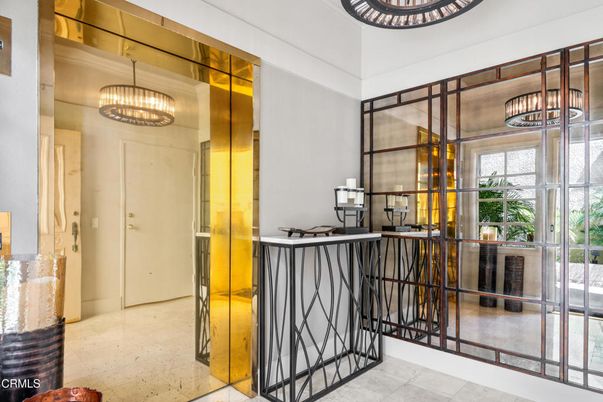Chandelier, Interior, Pendant Lights