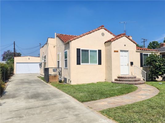 Backyard, Detached Garage, Exterior