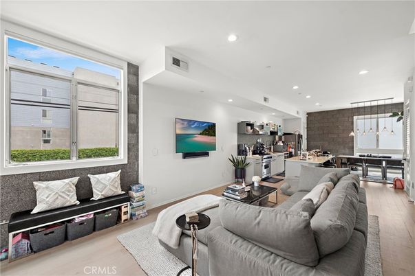 Dining room, Interior, Kitchen, Living room, Pendant Lights, Recessed Lighting, Wood Texture Flooring
