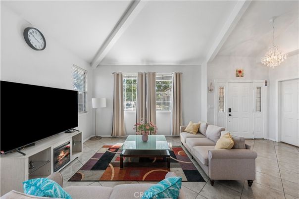 Chandelier, Fireplace, Interior, Living room