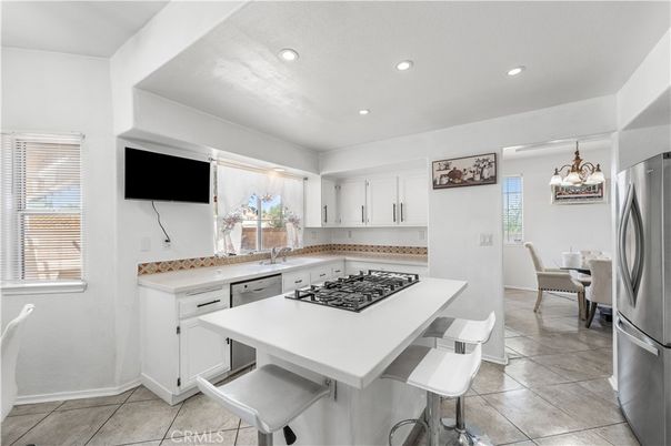 Dining room, Interior, Kitchen, Recessed Lighting